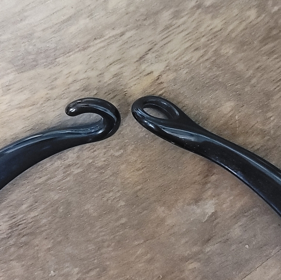 Lucite Black Collar Choker Necklace - Vintage, Estate - Picture 4 of 8